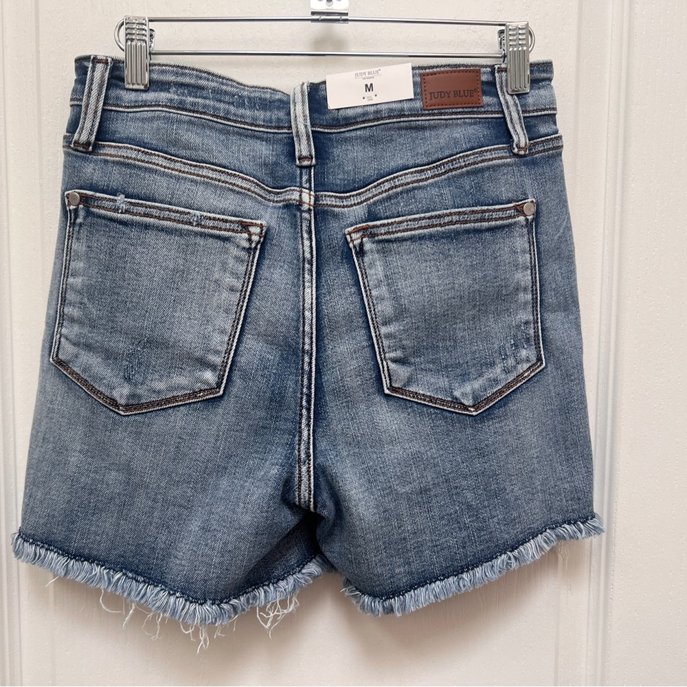 Judy Blue High Waisted Shorts- "Rigid Magic Destroy Cut Off" Woman’s Medium NWT - Picture 16 of 16